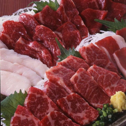 馬刺し